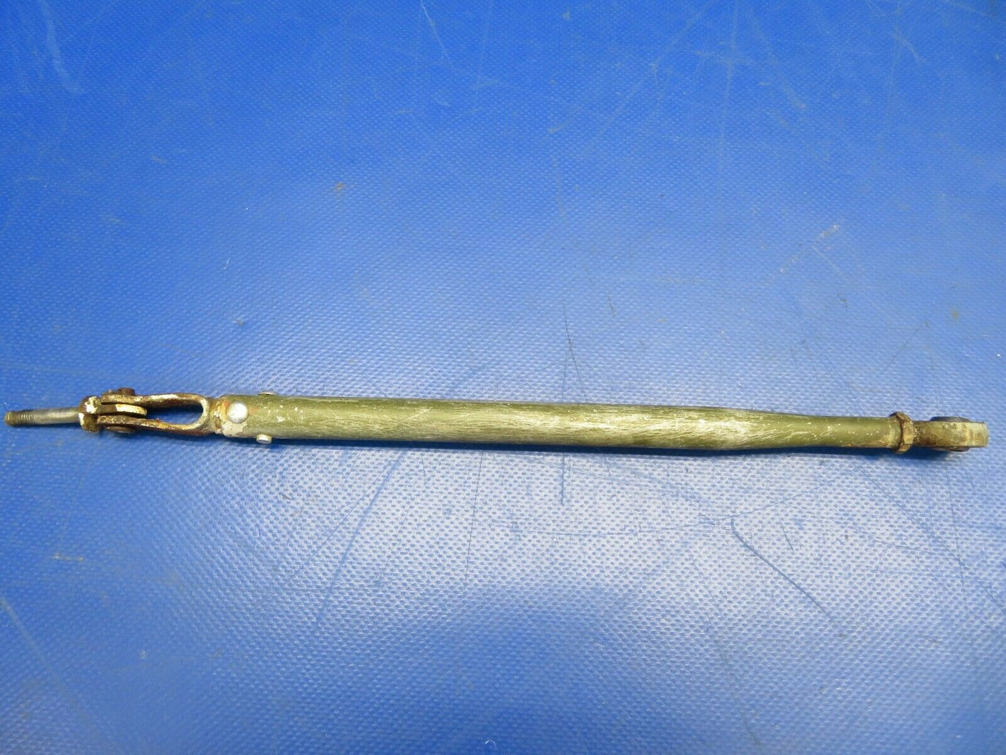 Cessna 310P Nose Gear Door Actuator Rod Assy P/N 0813300-53 (0620-656)