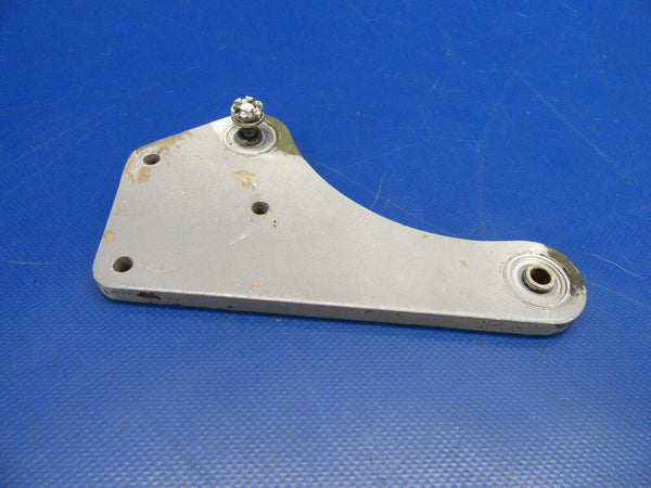 Cessna 310 R Elevator Bellcrank P/N 0832000-33 (0219-327)