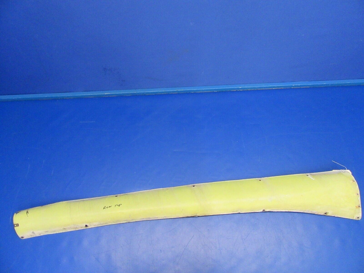 Cessna 310 / T310Q Fillet Center Upper RH Wing P/N 0800056-8 (0619-353)