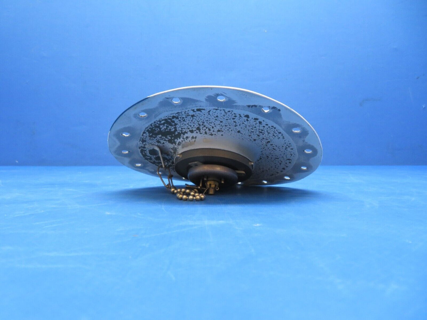 Cessna 310 / 310Q Tip Tank Fuel Cap & Adapter Assy P/N 0823410-9 (0823-772)