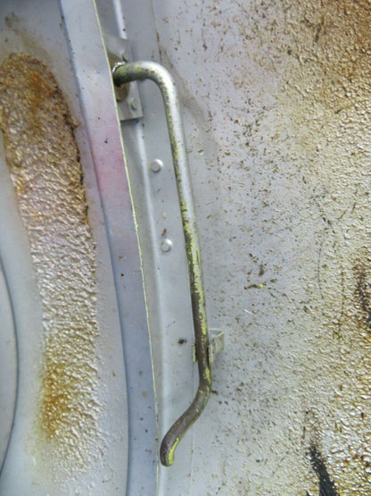 Beech Baron B58P Door Nose Baggage Compartment NO KEY 002-410055-3 (0320-73)