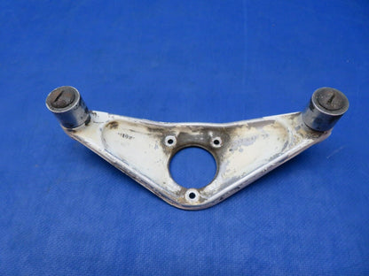 Piper PA-28R-180 Nose Wheel Steering Arm P/N 44386-03 (1123-484)