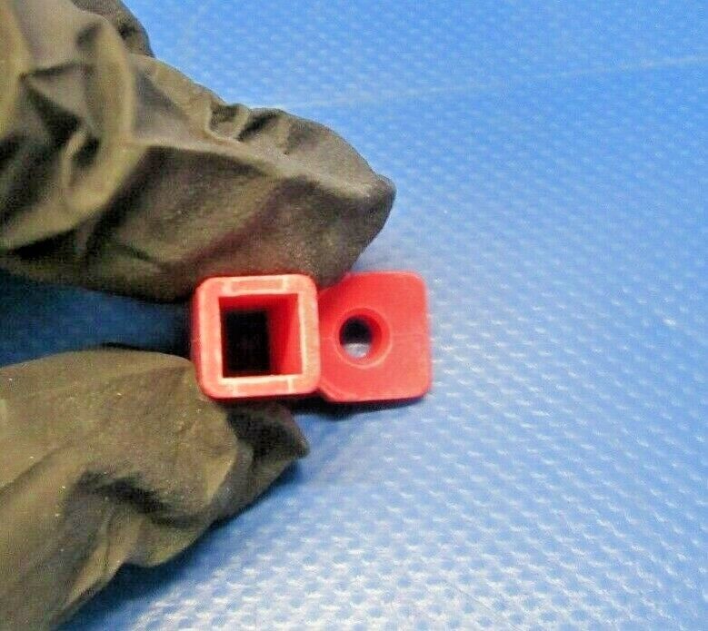 Piper 28 28R 151 161 181 201 28RT-201 31-350 32 Receptacle 758-369 NOS (0519-42)