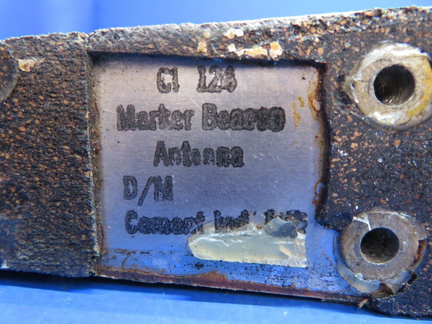Comant Marker Beacon Antenna P/N CI-124 (0323-645)