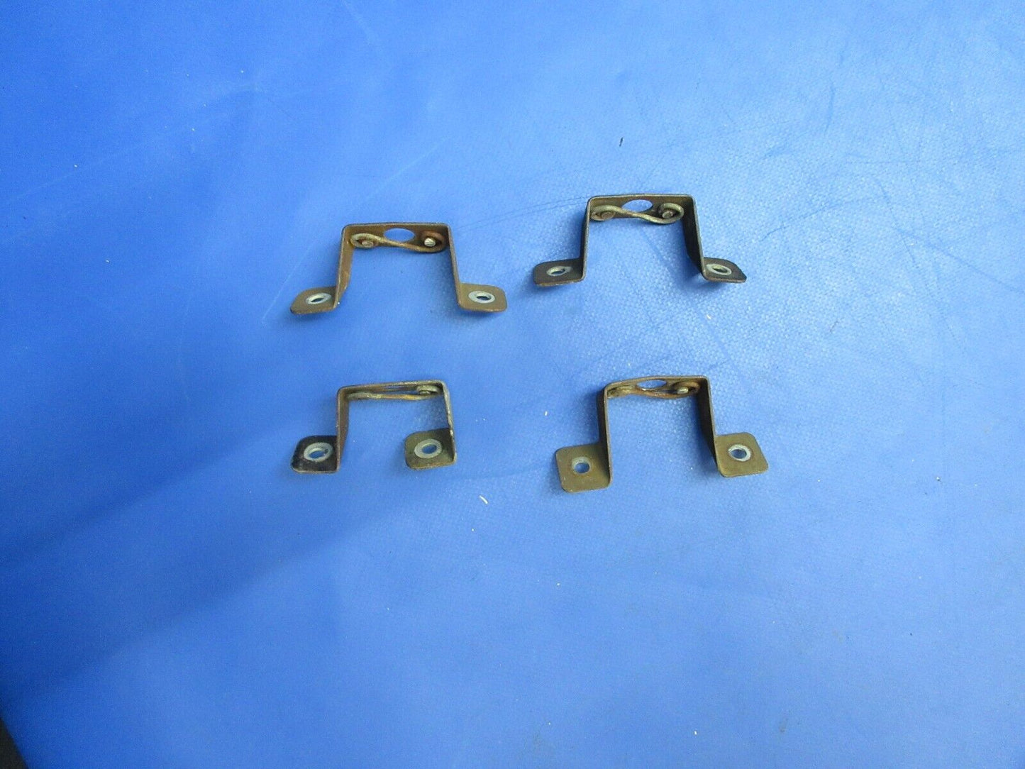 Beech C-35 Bonanza RH Bracket Cowl Fastener P/N 35-910244 SET OF 4 (1023-892)
