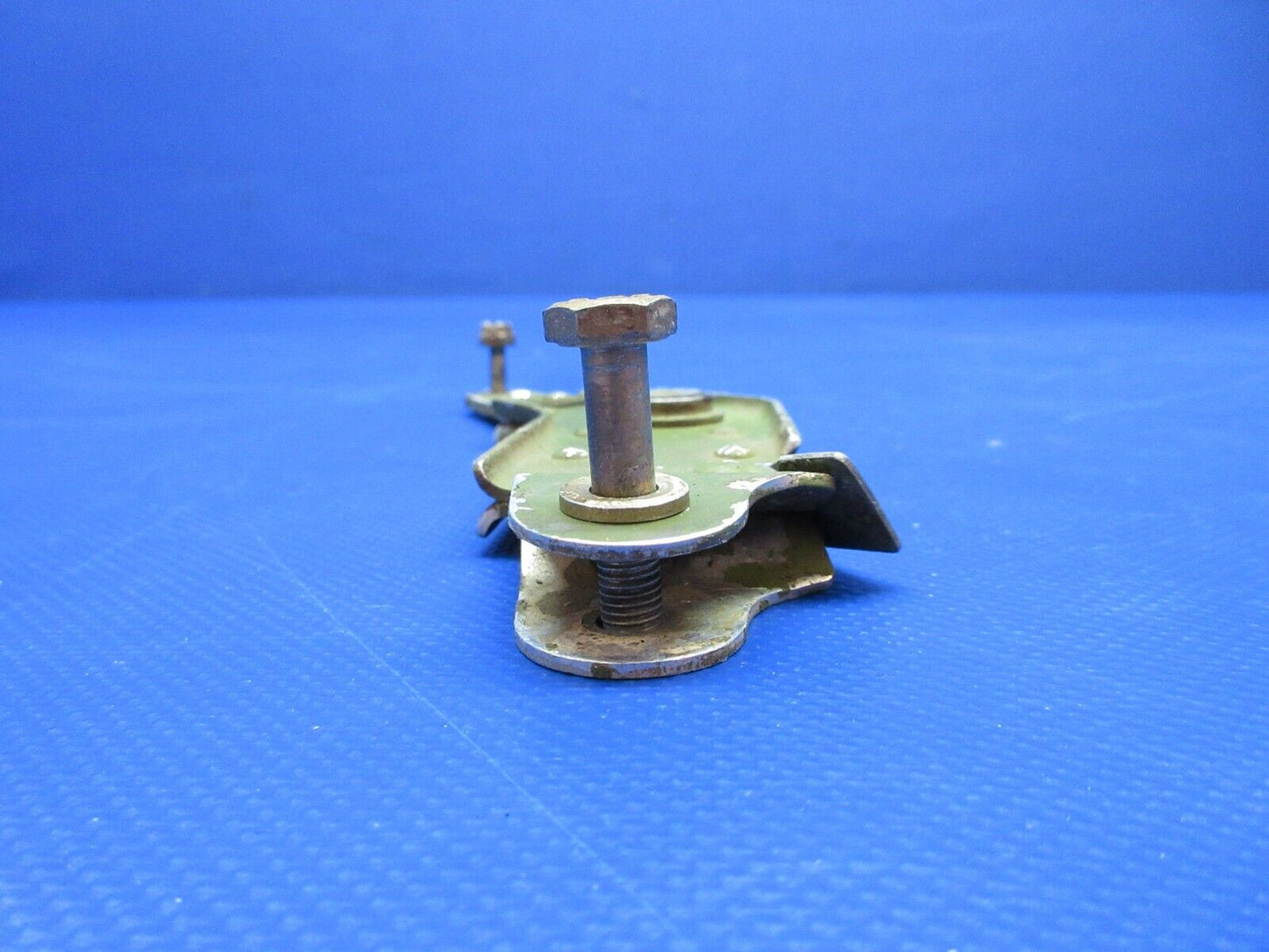 Cessna 337 / 337E Rudder Bellcrank Assy P/N 1432001-1 (1223-1468)