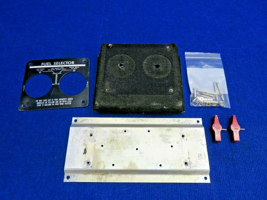 Beech 58 Baron Fuel Selector V166 Gal Panel P/N 002-920035-25 (0322-575)