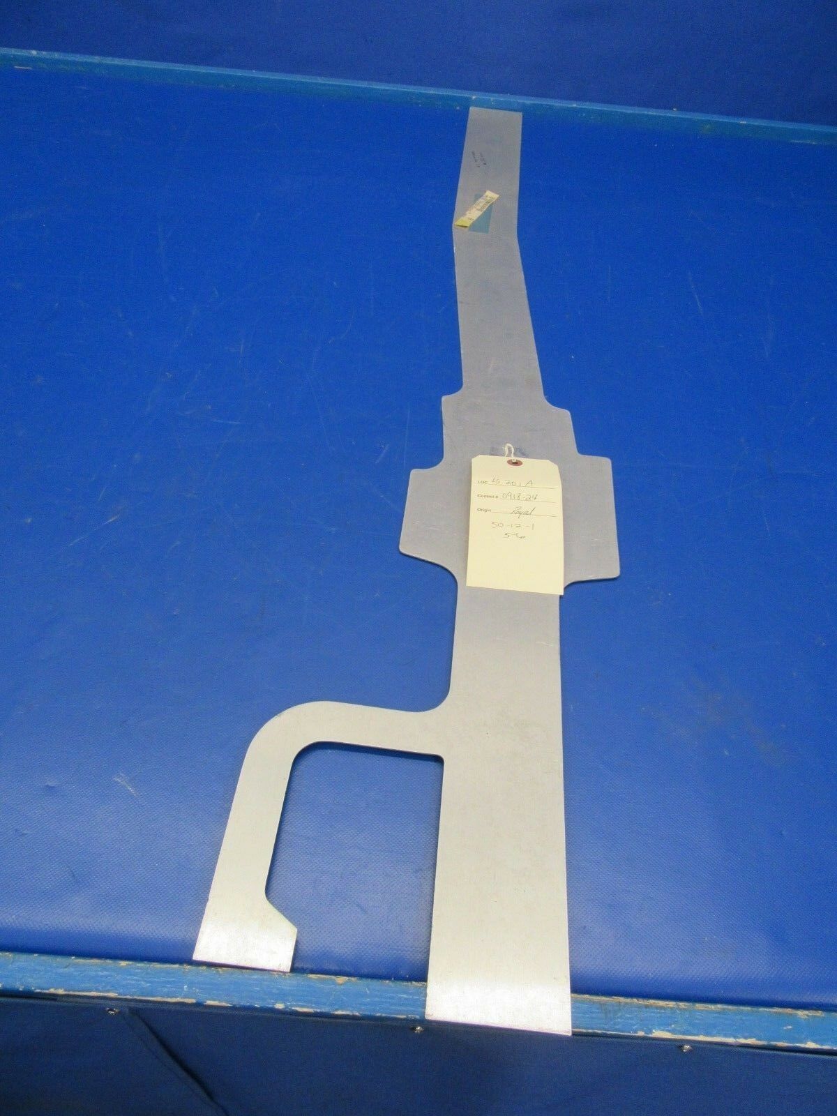 Cessna 310 Doubler Stringer LH OTBD P/N 0851121-13 NOS (0918-24)