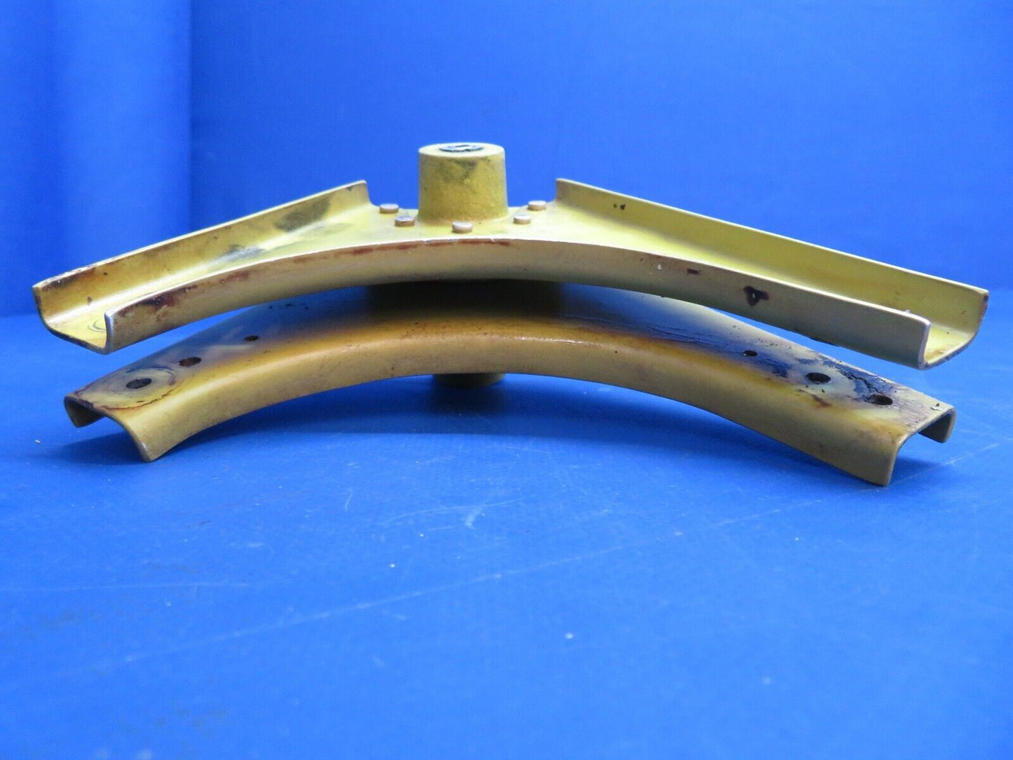 Lake LA-4-200 RH Bellcrank Assy Aileron Trim Controls P/N 2-7104-2 (1222-958)