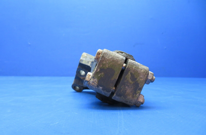 Continental O-300 LH AFT RH FWD Engine Mount Bracket P/N 40043 (0723-540)