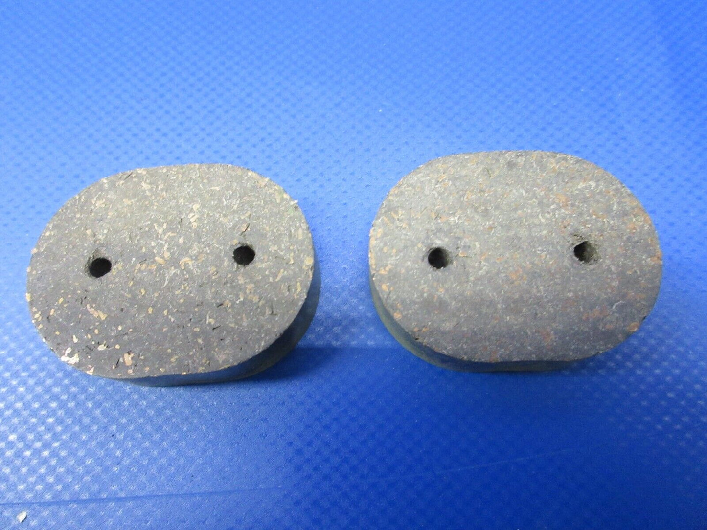Goodyear Brake Lining P/N 9510715 LOT OF 2 NOS (0224-1270)