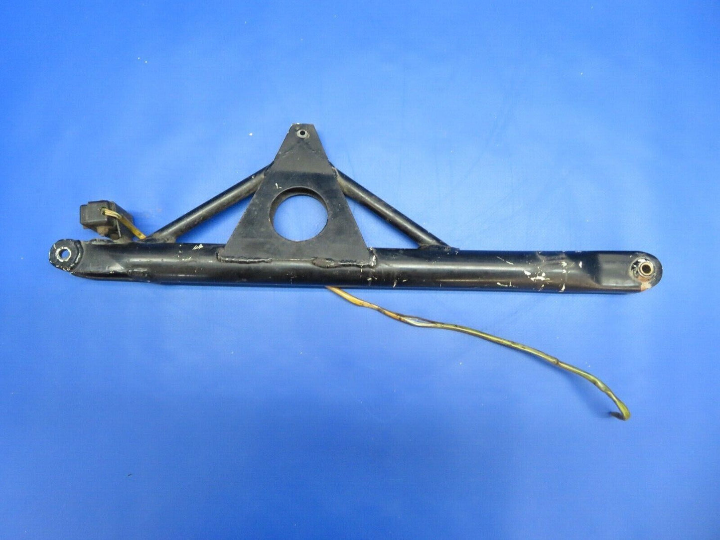 Bellanca 17-30 Viking Drag Strut Upper Main Gear Retract P/N 19462-20 (0922-638)