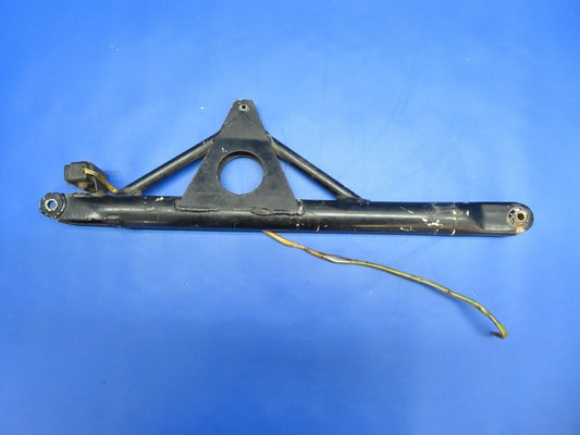 Bellanca 17-30 Viking Drag Strut Upper Main Gear Retract P/N 19462-20 (0922-638)