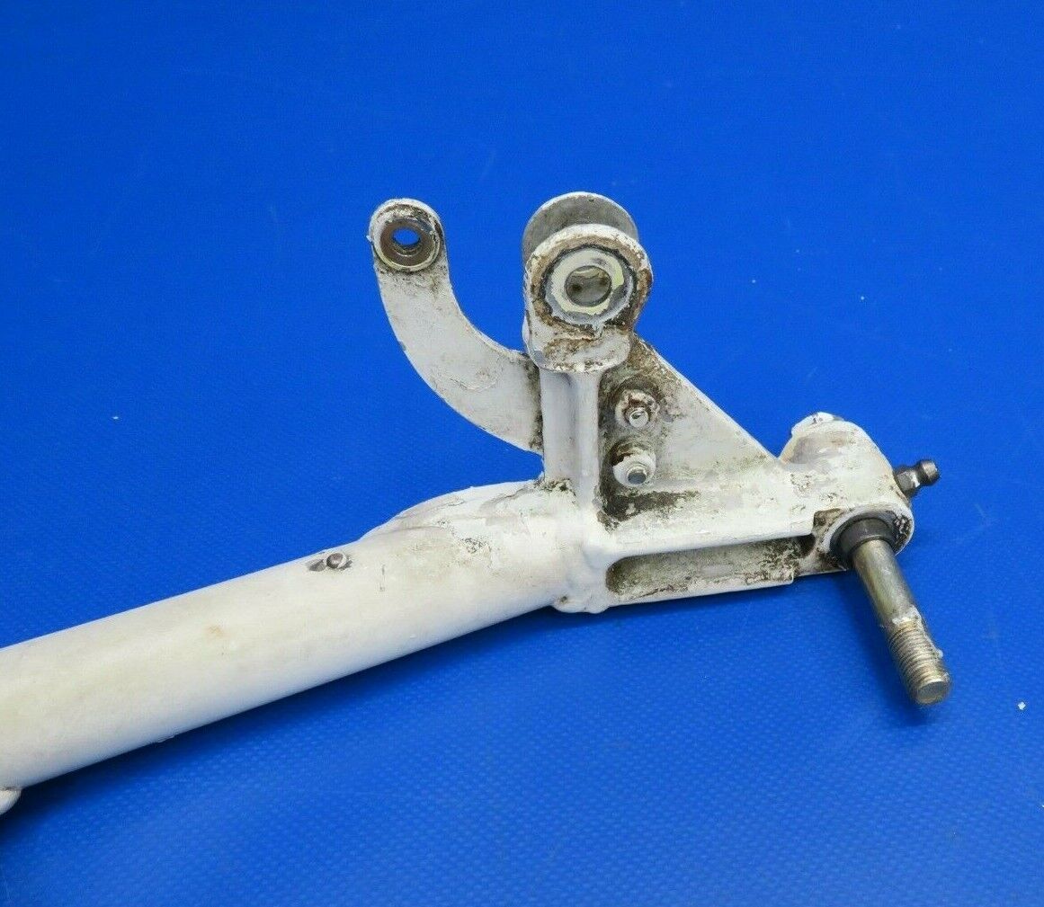 Beech Baron E-55 Brace Nose Gear AFT Drag P/N 002-820017-1 WELDED (0120-102)