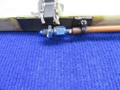 Cirrus SR-22 MLG Strut RH w/ Up Gear Attach Fitting P/N 18561-402 (0122-394