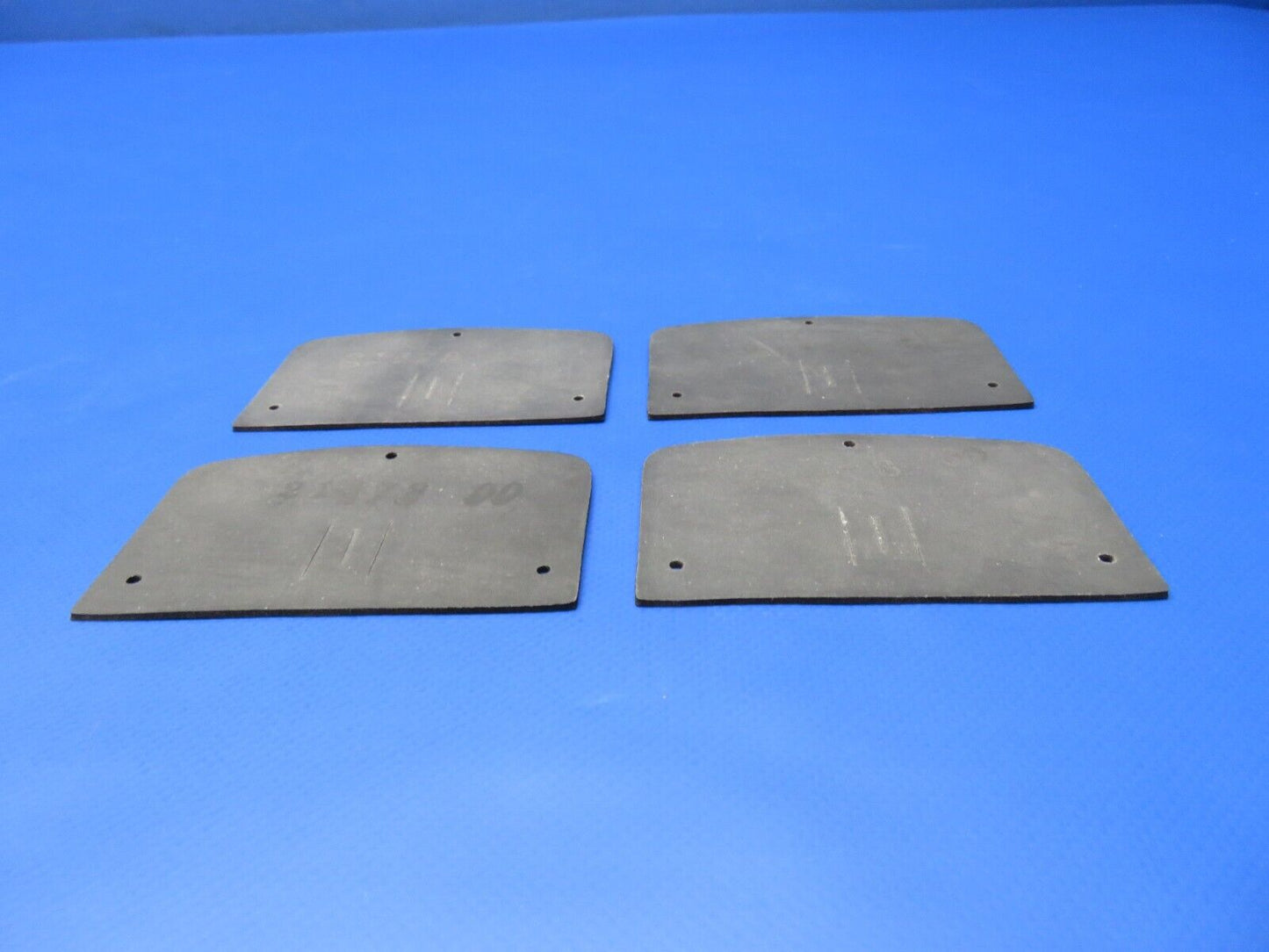 Piper Door Latch Seal P/N 21478-000 LOT OF 4 NOS (0922-360)