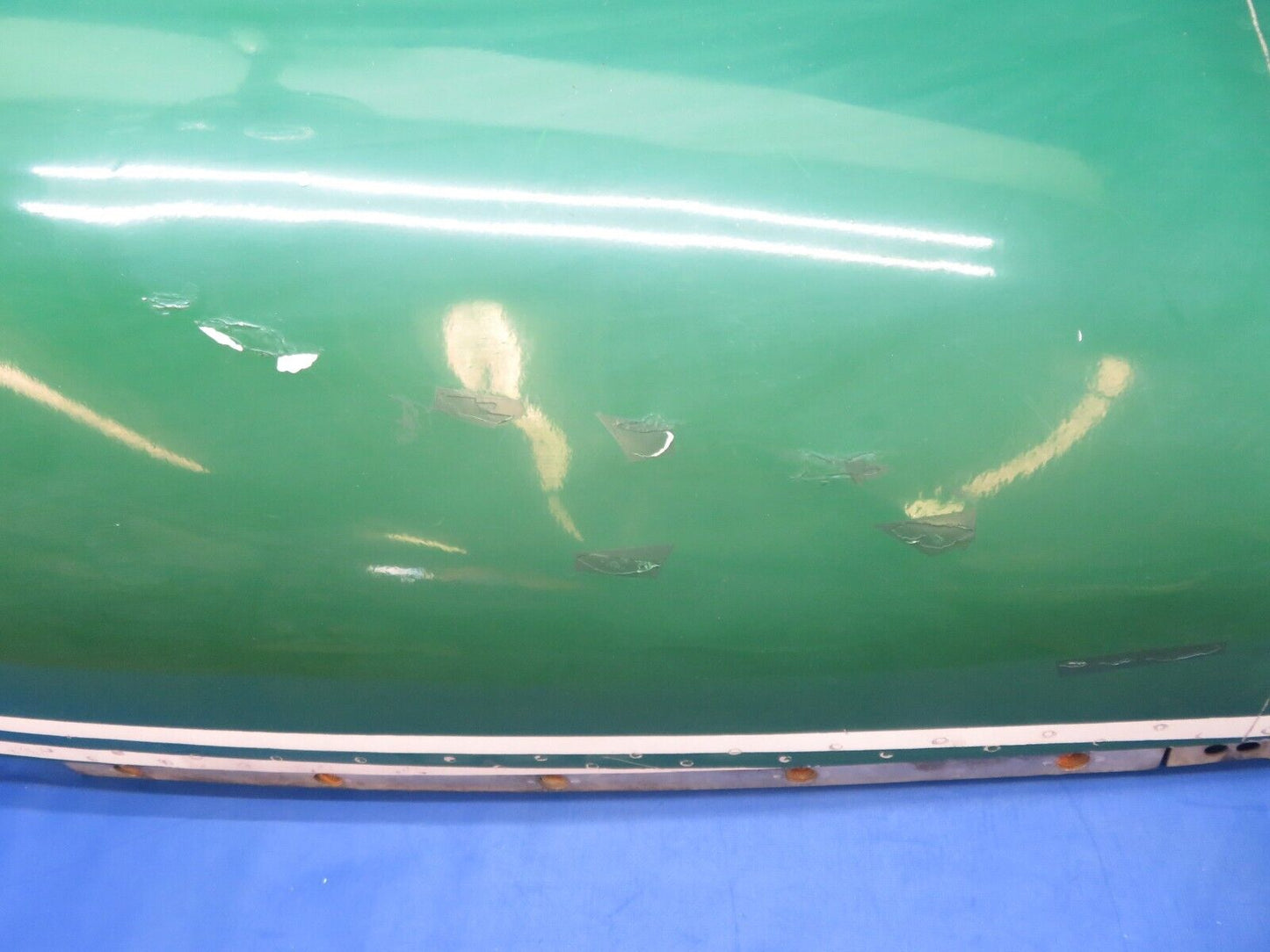 Cessna 182D / 182 Upper Cowl Assy P/N 0752031-27,  weu 0752031-201 (0923-538)