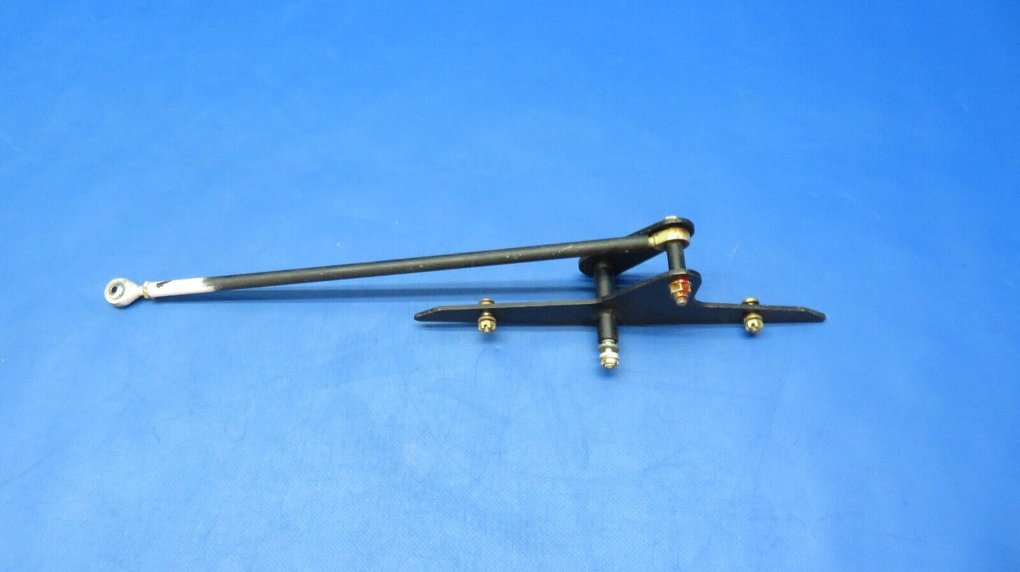 Piper PA-28 Aileron Bellcrank P/N 62771-00 (0523-890)