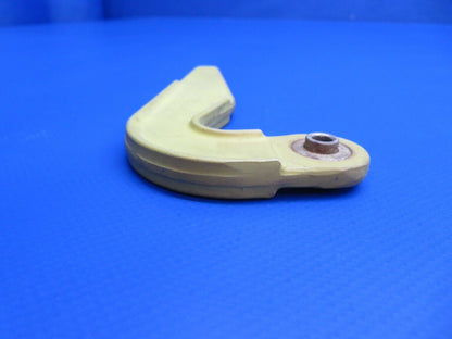 Piper Navajo Door Hinge P/N 47529-032, 464-672, 41984-000 NOS (0922-579)