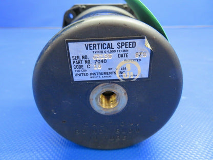 United Instruments Vertical Speed Indicator 7040 CORE (1120-73)