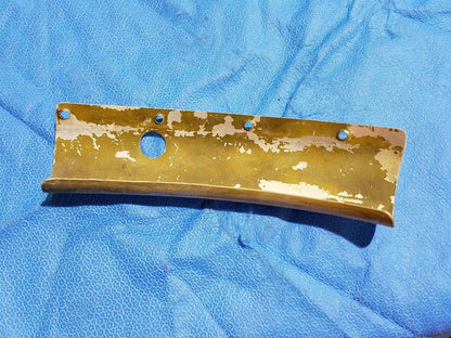 Cessna T210N Cowl Flap Ramp LH P/N 2152005-1 (0716-44)