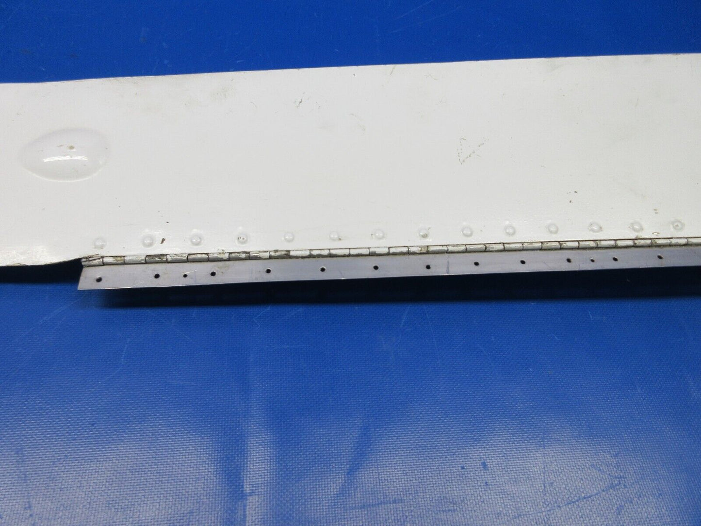 Cessna 210 Door Assy MG Spring Well RH P/N 1241158-2 (1223-602)