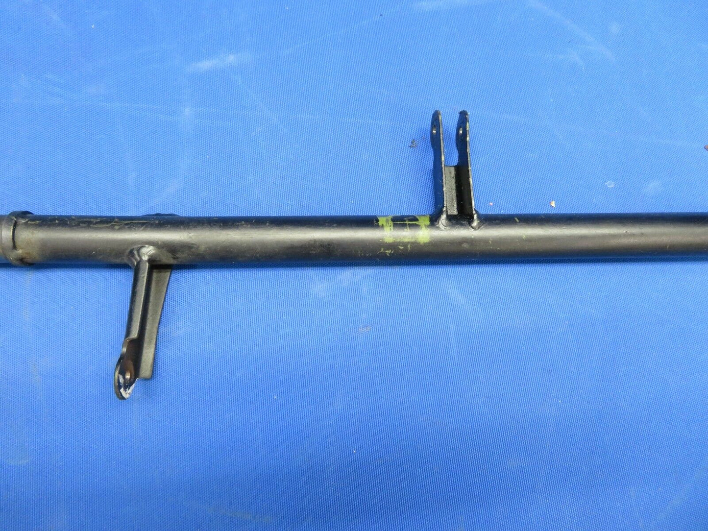 Cessna 182P Rudder Bar Assembly LH P/N 0760604-1 (0920-166)