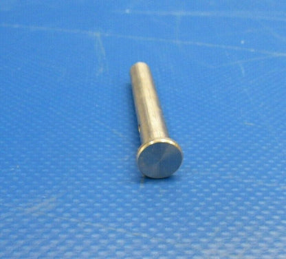 Diamond DA40-180 Bolt Flap / Aileron DV2-5761-00-04 (0319-69)