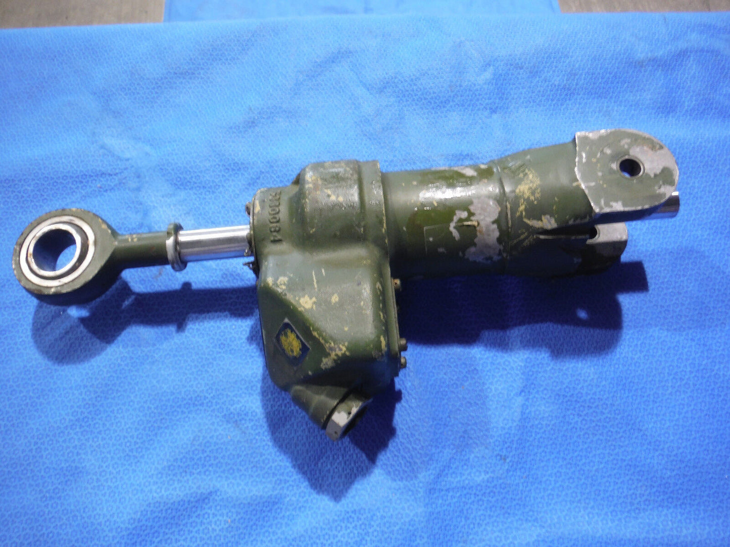 North American Rockwell / Delco Shock Absorber P/N 3171525  (0915-31)