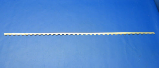 Cessna Hinge Half P/N 0432001-27 NOS (1222-333)