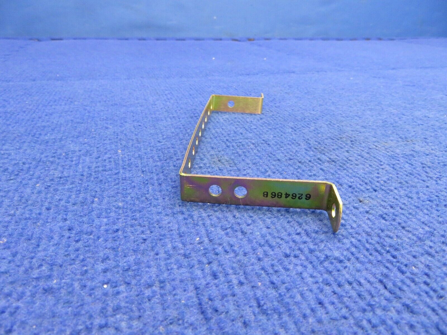 Continental Bracket Fuel Distribution P/N 626486 NOS (0322-520)
