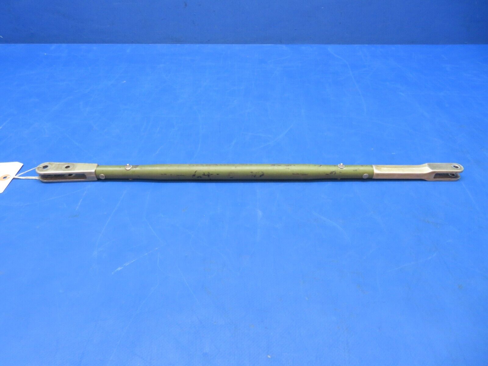 Cessna 310 / 310I RH Push - Pull Tube Assy MG Retract  P/N 0841138-1 (1023-114)