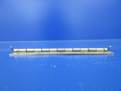 NOS Piper Aileron Hinge P/N 773667-16 (1223-670)