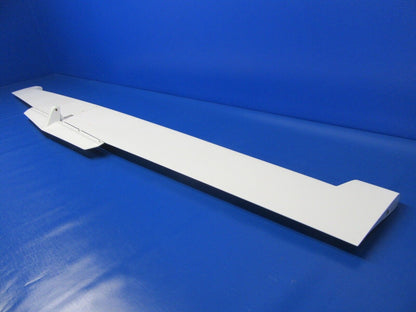 Diamond DA42 Elevator Assembly w/ Tab P/N DA4-5520-00-00_1 (0423-212)