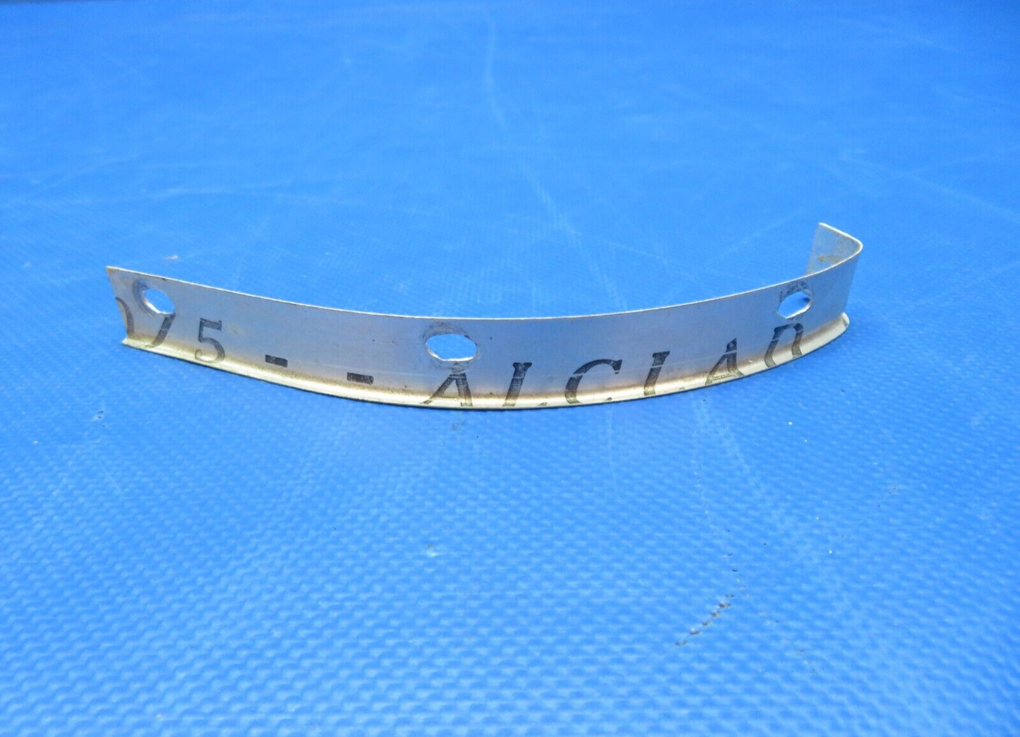 Cessna 401 / 401A Elevator Trim Indicator Arm & Cover P/N 0861157-1 (0124-187)