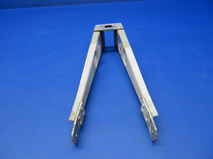 Piper PA-28R-201T Stabilator Trim Rib P/N 65244-00 (1122-421)