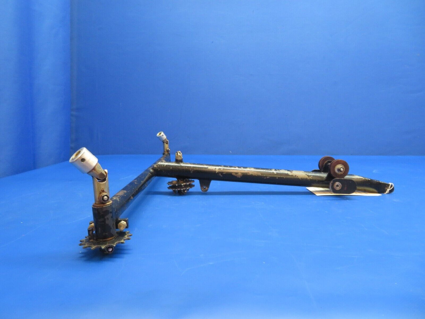 Piper PA-34-200T Seneca II Control Column Assy Tee Bar P/N 62703-34 (0223-941)