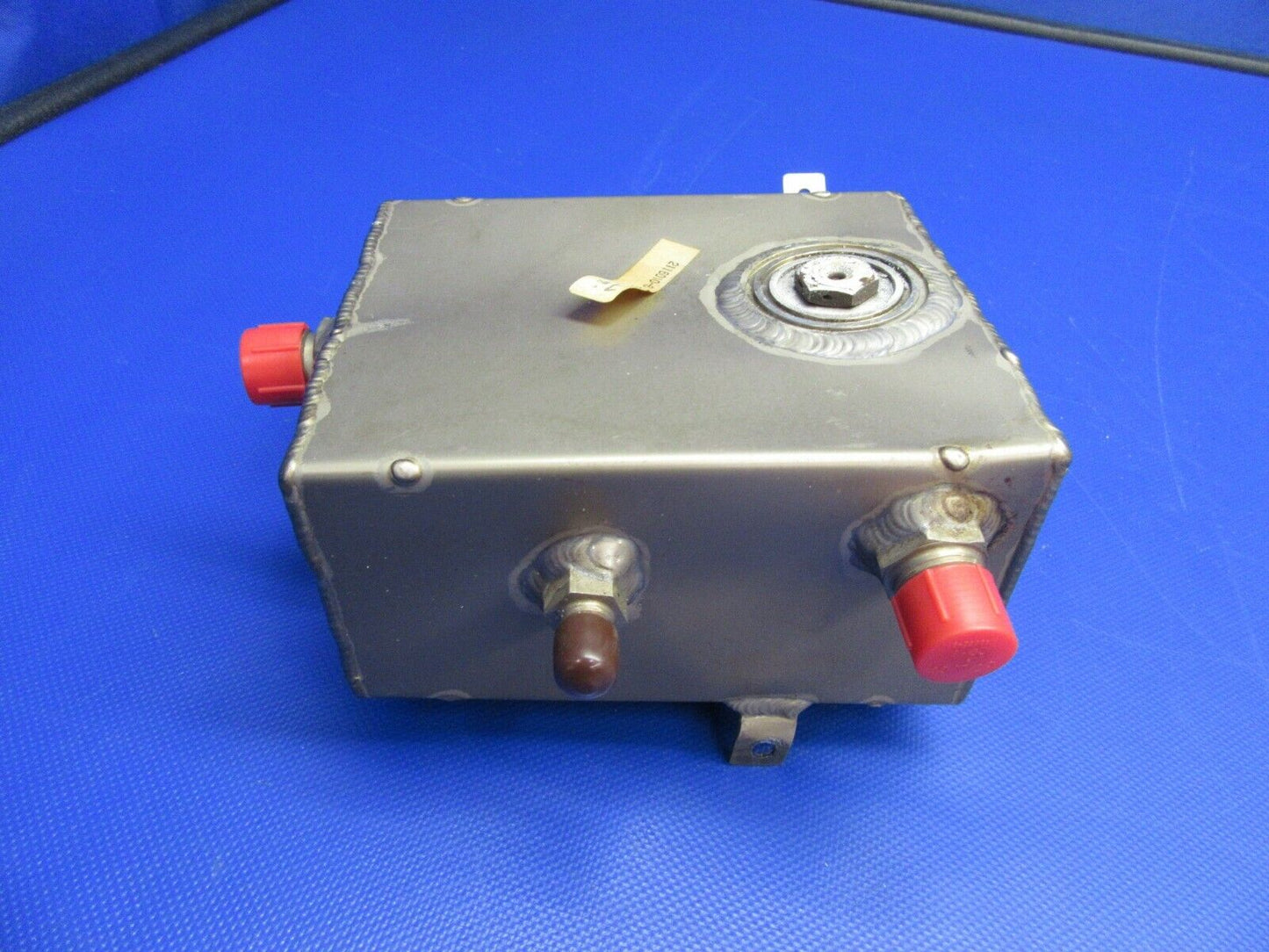 Cessna 210 / T210N Fuel Reservoir P/N 2116010-6 (1021-313)