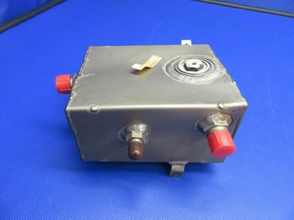 Cessna 210 / T210N Fuel Reservoir P/N 2116010-6 (1021-313)