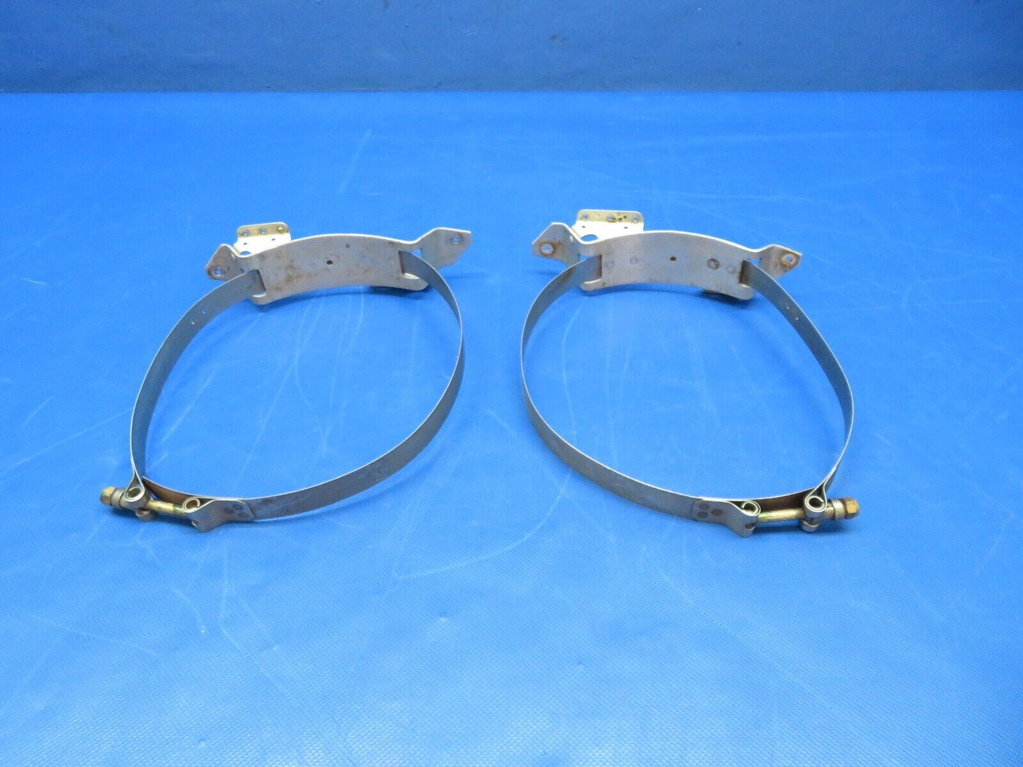 Cessna 401 Clamp Assy Support Oxygen Bottle 8.5" 5017450-2 LOT OF 2 (0124-232)