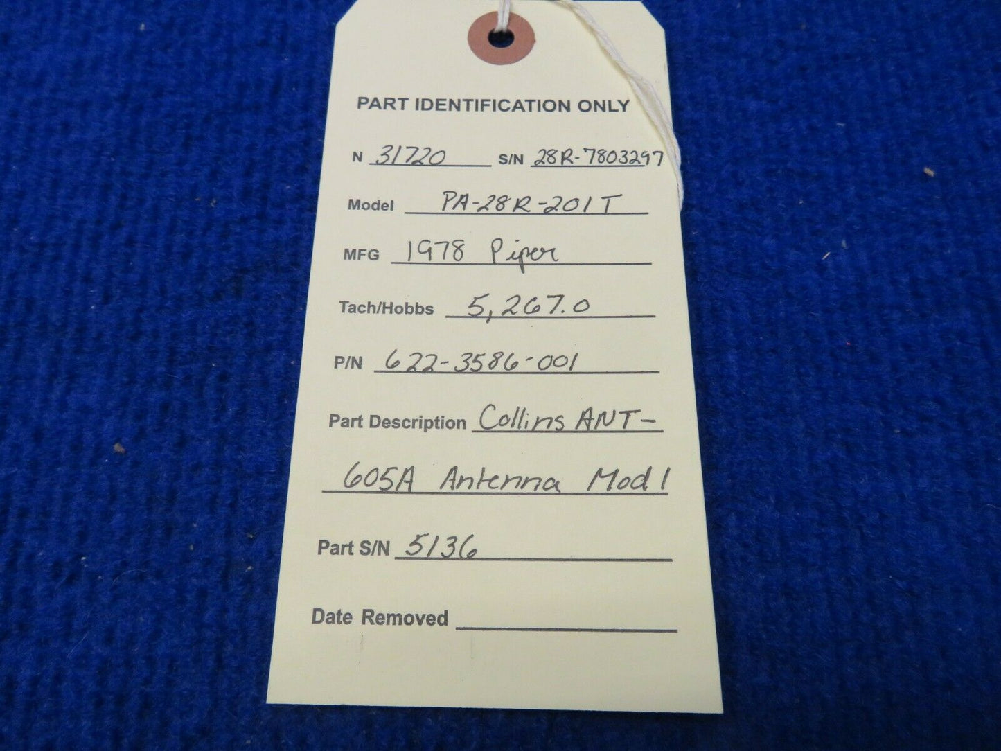 Piper PA-28R-201T Collins ANT-605A Antenna Mod 1 P/N 622-3586-001 (0222-638)