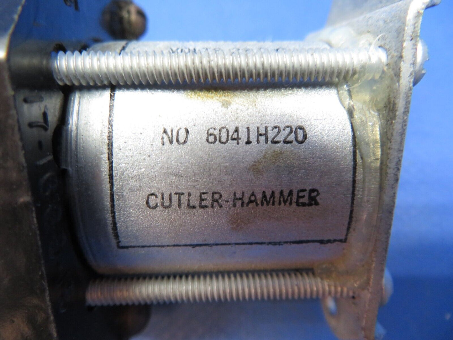 Beech 95-B55 Baron Cutler-Hammer Relay 50 Amp. 28V P/N 6041H220 (0623-303)