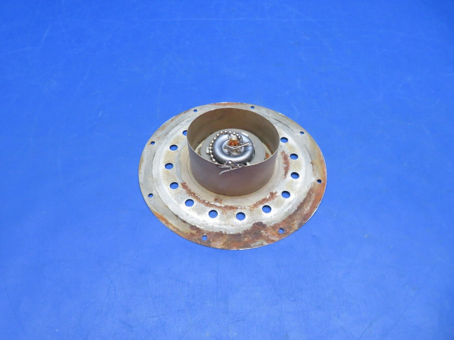 Cessna 310 / 310Q Shaw Aero Fuel Cap & Adapter Assy P/N 0721303-8 (0823-785)