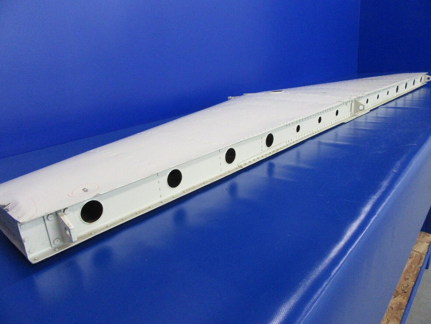 Stinson 108 Horizontal Stabilizer P/N 108-2111020 (0423-227)