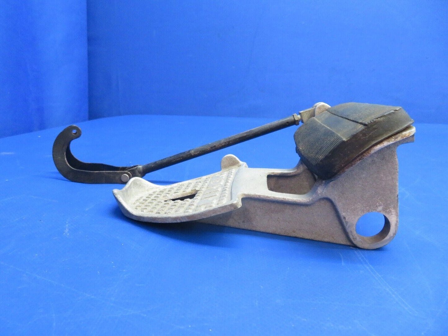 Piper Rudder Pedal Assy P/N 63418 (1122-531)