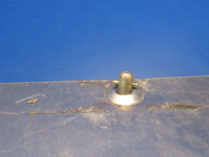 Beech Baron E55 Anti Icer Fluid Door Assy P/N 95-960007-610 (1117-14)