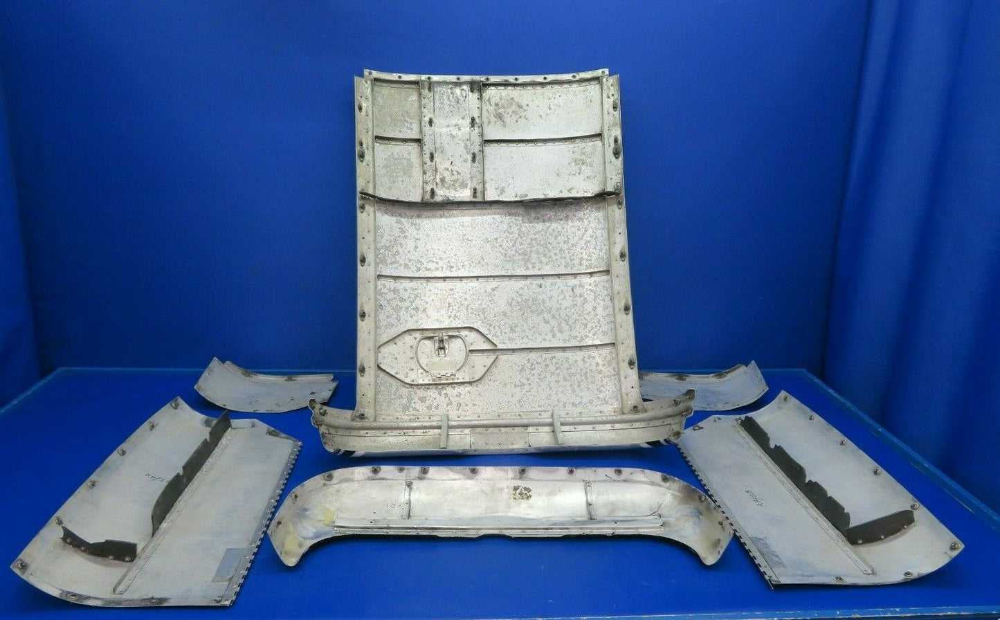 1964 Beech Baron 95-B55 Cowling RH Engine P/N 96-910011-623 (0320-172)