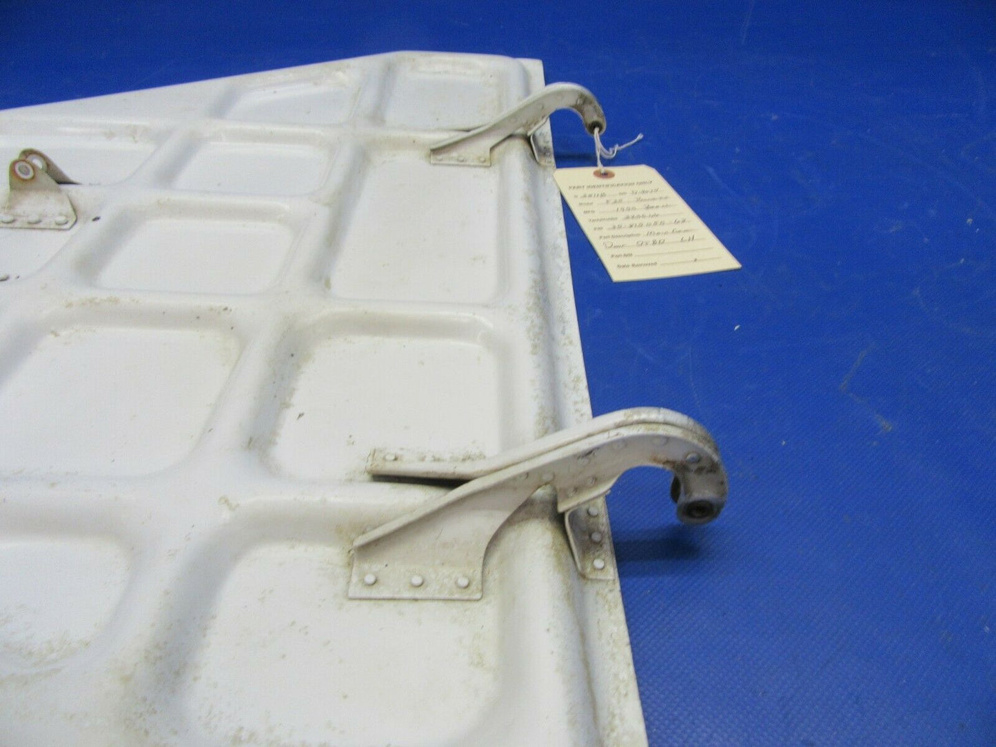 Beech F35 Main Gear Door OTBD LH P/N 35-815055-68 (1121-326)