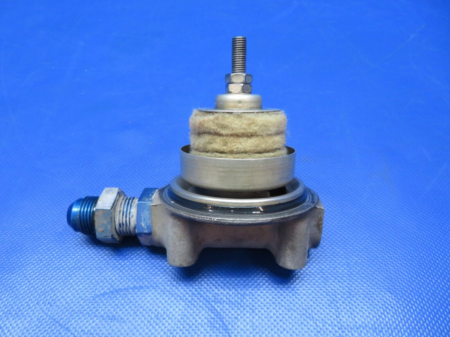 Cessna 401 / 401A B.F. Goodrich De-Ice Filter Assy P/N 3D1541 (0124-228)
