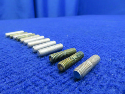 Superior Exhaust Manifold Stud LOT OF 12 P/N SA402151 P07 NOS (0222-843)